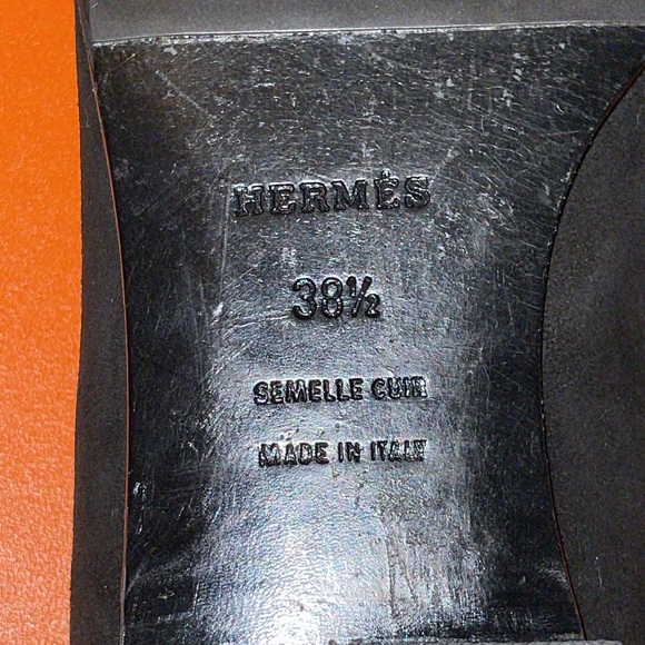 Hermes preloved loafers great condition black velvet size 38 1/2 beautiful pair - Picture 7 of 8